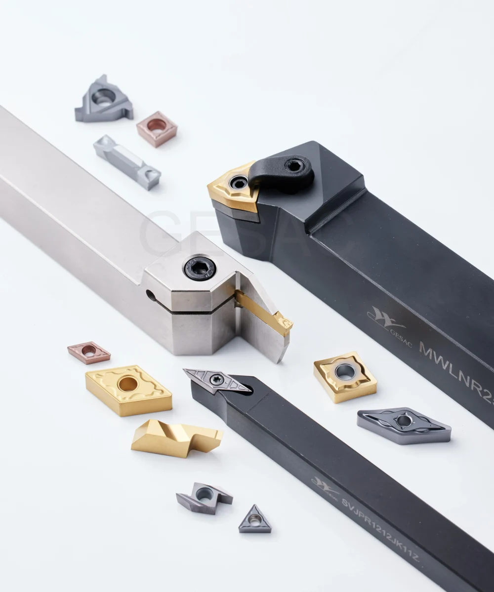 Токарный инструмент